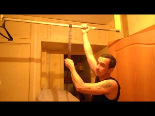 tutorial. pull-ups on one arm.